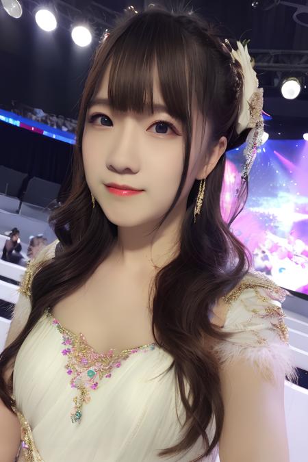 林忆宁，塞纳河小偶像 (010, idol girl from SNH48)