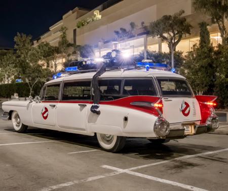 Ghostbusters Ecto-1