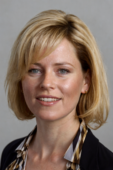 Elizabeth Banks | ??