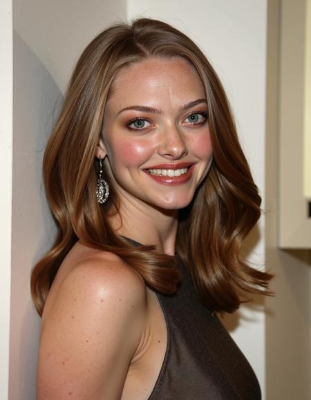 Amanda Seyfried - Flux