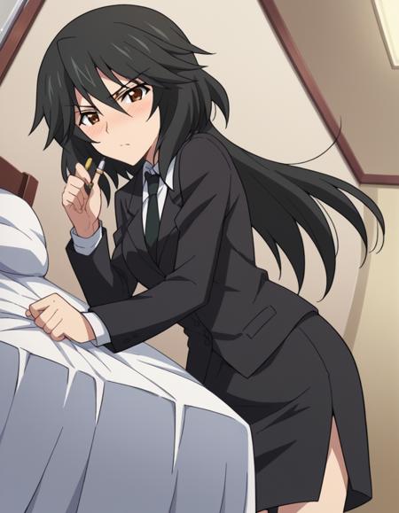 Chifuyu Orimura (織斑千冬) - Infinite Stratos (IS 〈インフィニット・ストラトス〉)