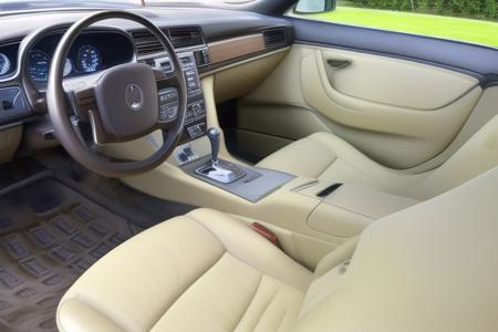 Mercedes W126