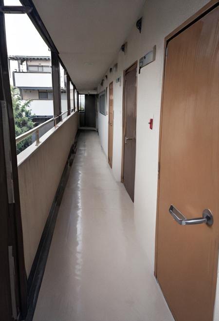 マンションの廊下 / apartment hallway SDXL