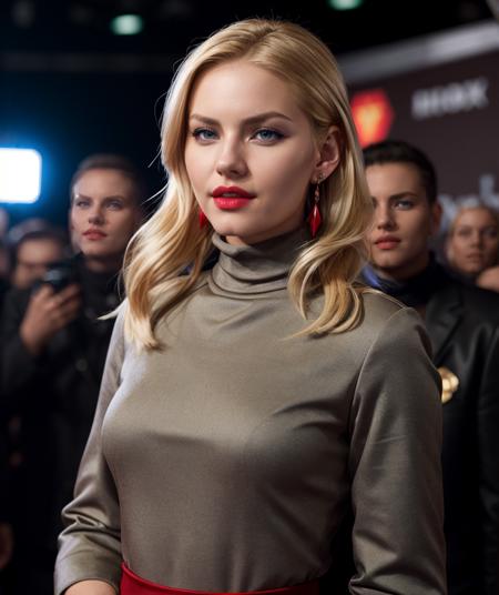 Elisha Cuthbert LORA ?