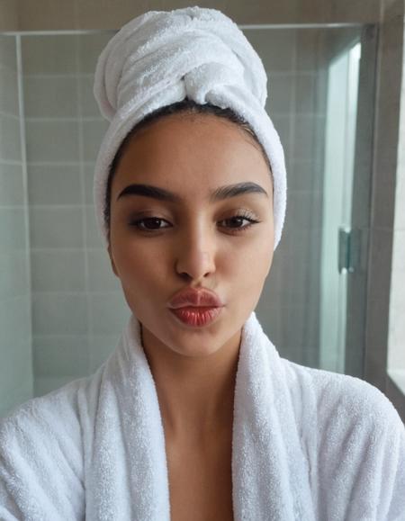 puckered_Lips_SHS (SDXL-PONY-FLUX)