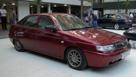 LADA VAZ-2112 LoRA [Flux1.D]