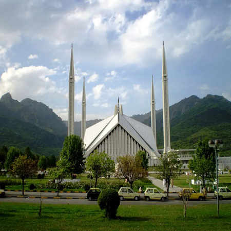 Pakistani_FaisalMosque_LoRA