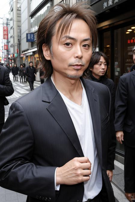 Mitsuo 'Tsunku' Terada (寺田光男)版本v1.0 (ID: 158548)