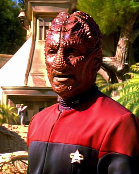 Hirogen LoRA
