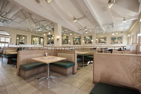ファミレスSの店内 / Inside a family restaurant S / SD15