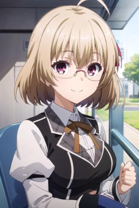 Kagami Kusakabe - Rakudai Kishi no Kyabaruyi版本v2.0 (ID: 181173)