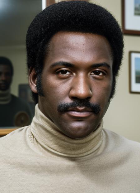 Richard Roundtree Lora