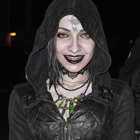 Resident Evil Village: Cassandra Dimitrescu FLUX