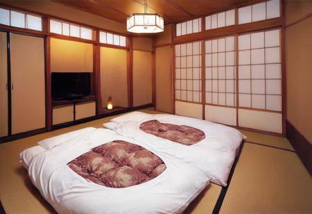 旅館 ryokan / PONY