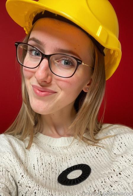 Arabella Wilcock / arabellawilcock / bellasitemanager [Influencer] (SDXL)
