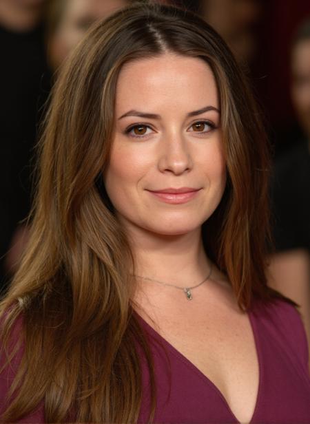 Holly Marie Combs (2000s) - FLUX