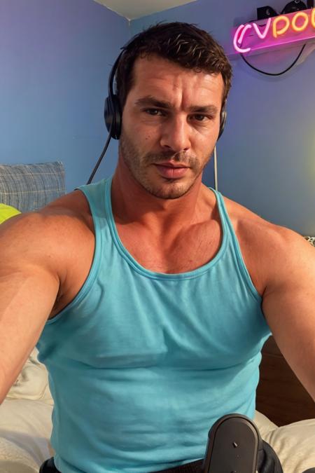 Ryan Biggs FLUX SDXL and SD 1.5版本v1.0 (ID: 712698)