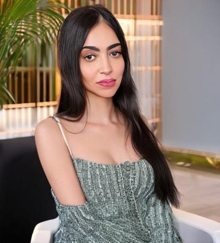 Kaashvi Hiranandani (Kaash Plays) ( Indian Girl Gamer )
