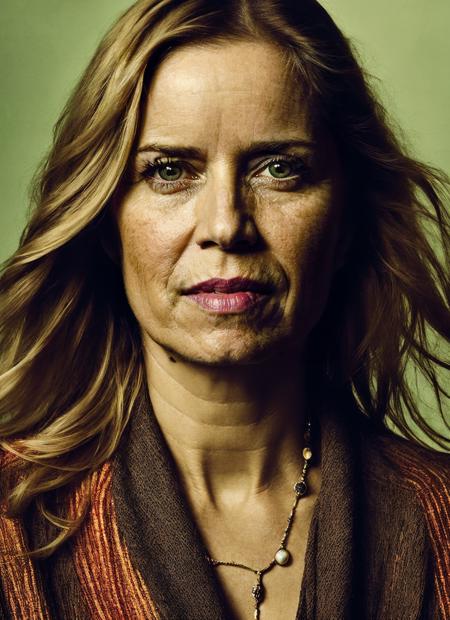 Kim Dickens