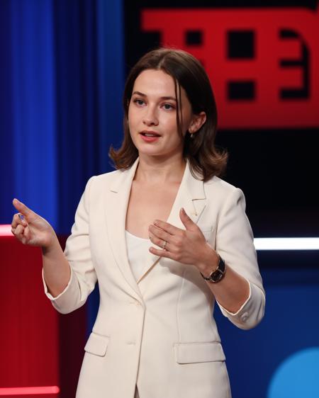 Cailee Spaeny | ??