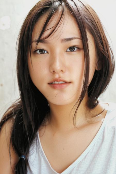 Yui Aragaki (新垣結衣)