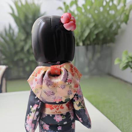 MR kokeshi Doll
