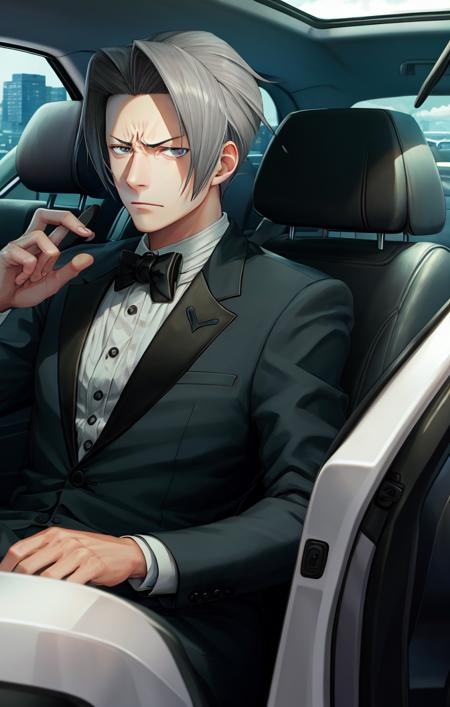 Miles Edgeworth (Ace Attorney Series)