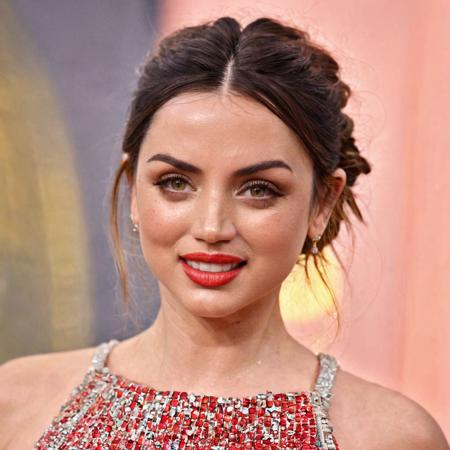Ana de Armas - SDXL 8 dim ver: NO MORE HUGE LORAs.
