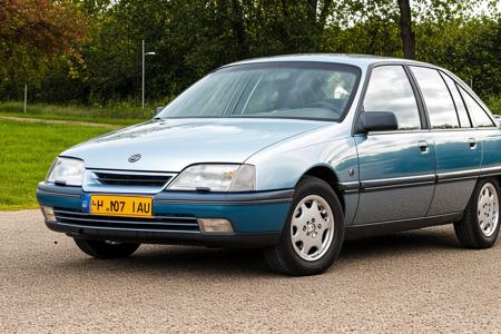 Opel Omega A - German executive car