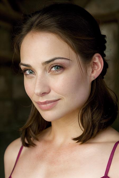Claire Forlani