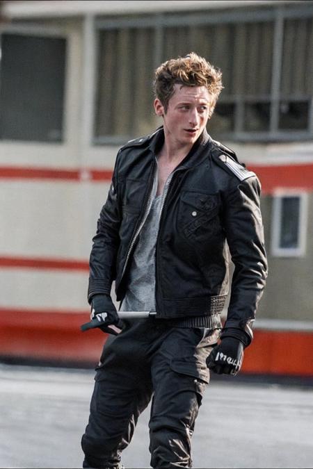 Jeremy Allen White Embedding for 2.1版本JeremyWhite (ID: 7339)
