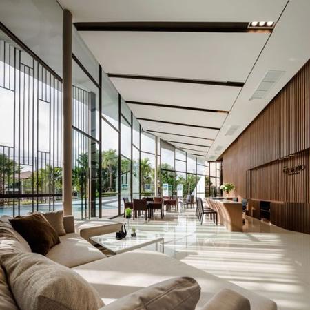 Luxury Hotel LORA