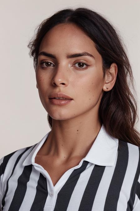 Adria Arjona | ??