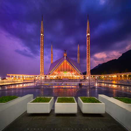 Pakistani_FaisalMosque_LoRA