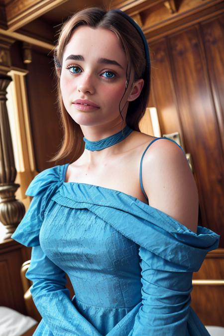 Holly Earl