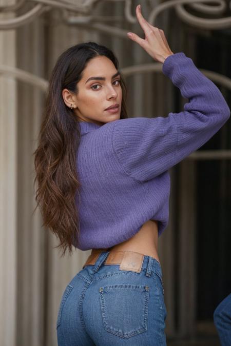 Adria Arjona | ??