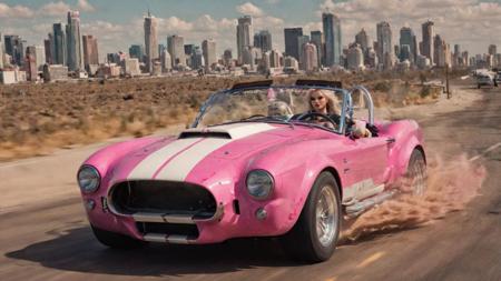 Shelby 427 Cobra (with Driver) SDXL版本Shelby 427 Cobra v1 (ID: 397650)