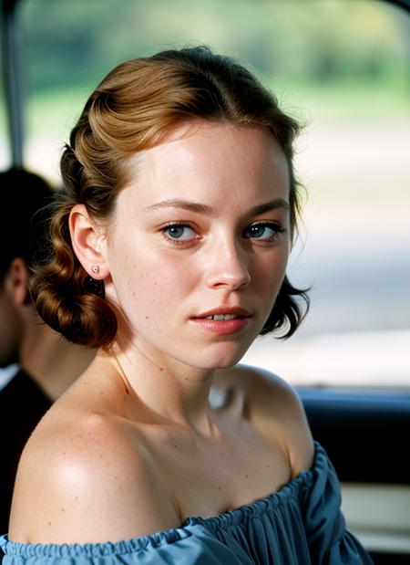 Elizabeth Banks