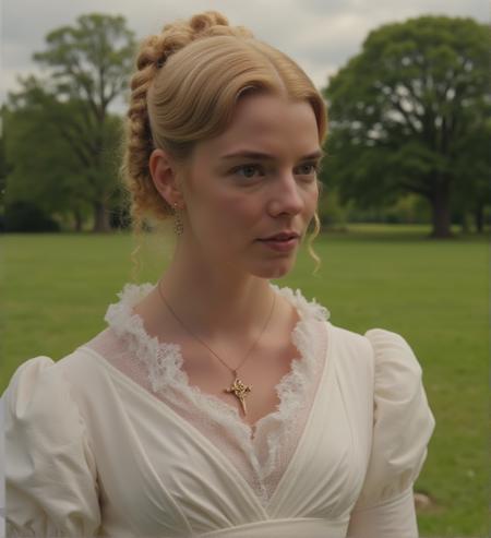 Emma Woodhouse (Anya Taylor-Joy) - Emma
