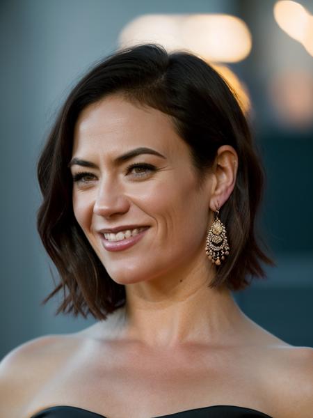 Maggie Siff