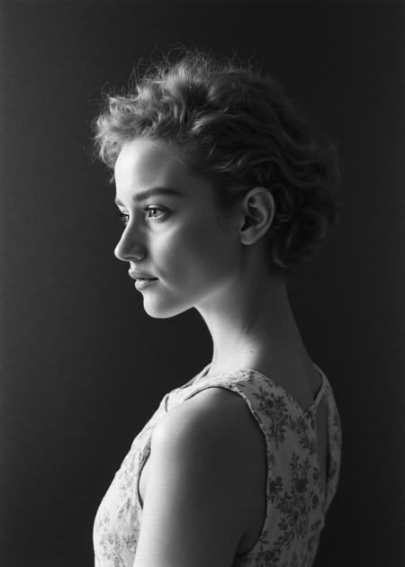Julia Garner