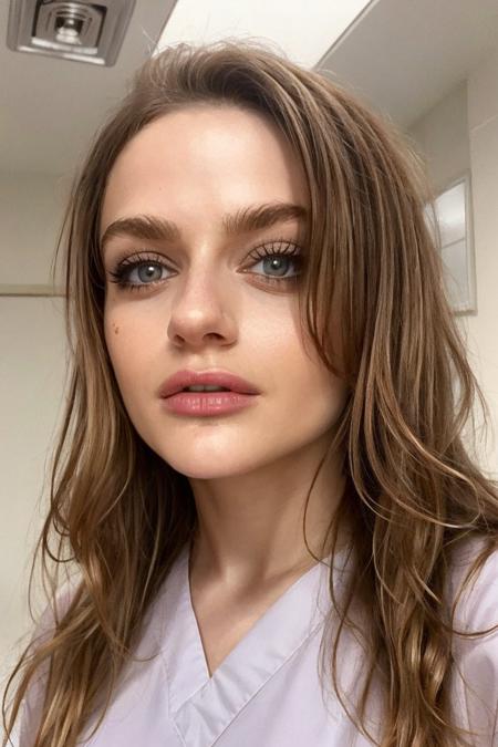 Joey King | ??