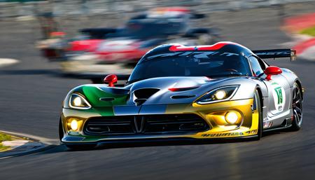 Realistic Racing Dodge SRT Viper GTS-R版本v1.0 (ID: 487630)