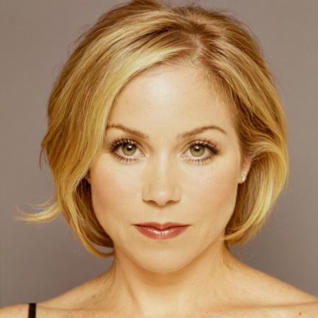 Christina Applegate SDXL
