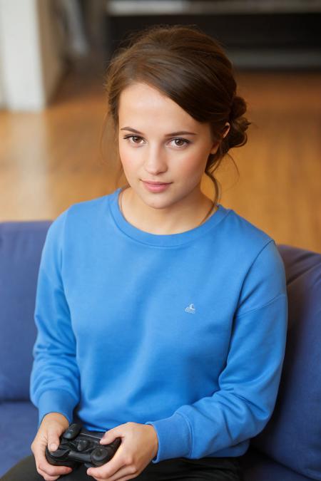 Alicia Vikander