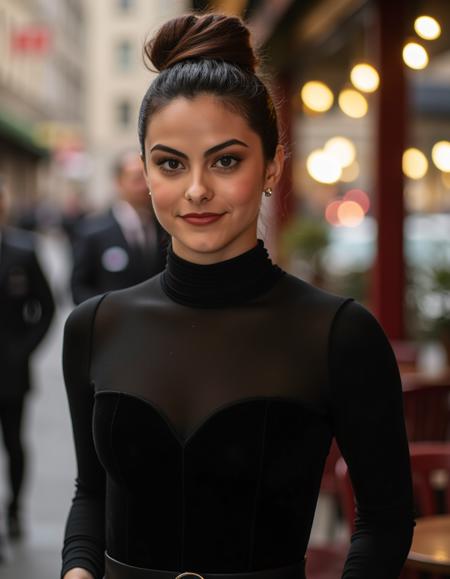 Camila Mendes
