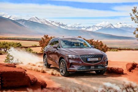 Hyundai Genesis GV70 Electrified