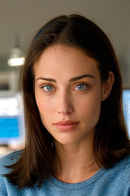 Claire Forlani