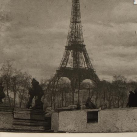 1947 Paris France - Replication (SD2.0/2.1 - LoRA)版本v1.0 (ID: 452419)