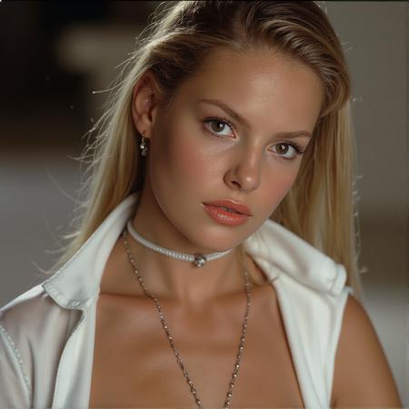? Katherine Heigl (90s)(Flux) ?